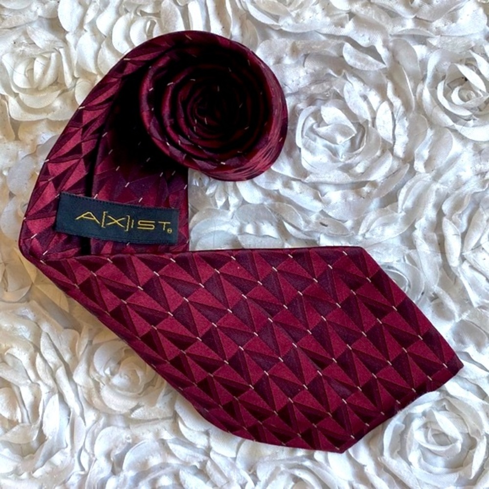 New Axist mens silk tie